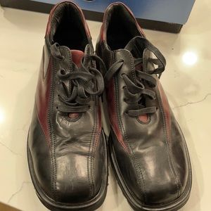 Kenneth Cole Reaction leather dress shoe